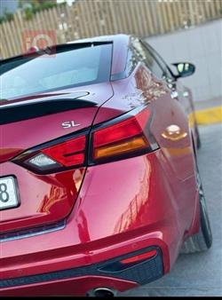 نيسان ألتيما